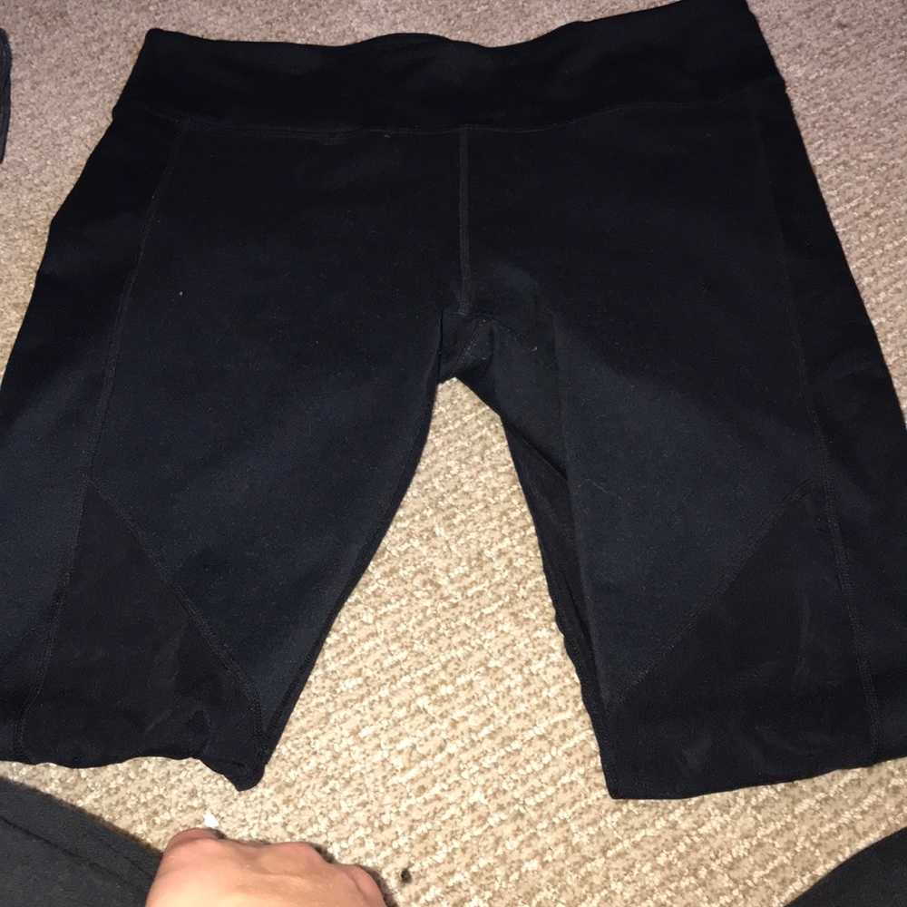 Fabletics mesh leggings - LIKE NEW